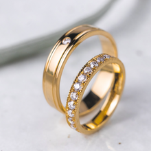 Load image into Gallery viewer, Lorraine Wedding Ring