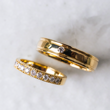 Load image into Gallery viewer, Lorraine Wedding Ring