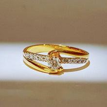 Load image into Gallery viewer, Krishna Engagement Ring