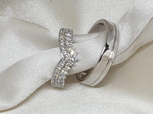 Load image into Gallery viewer, Maggie Wedding Ring