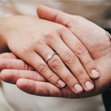 Load image into Gallery viewer, Aaron solitaire engagement ring