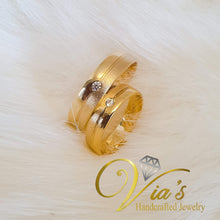 Load image into Gallery viewer, Faith Wedding Ring