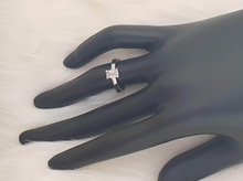Load image into Gallery viewer, Celestine Solitaire Engagement Ring