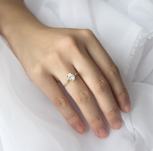 Load image into Gallery viewer, Avalon Solitaire Engagement Ring