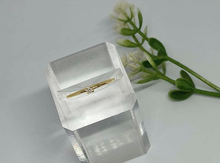 Load image into Gallery viewer, Daisy Dainty Engagement Ring