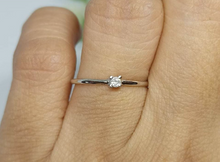 Load image into Gallery viewer, Daisy Dainty Engagement Ring