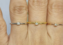 Load image into Gallery viewer, Daisy Dainty Engagement Ring