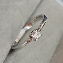 Load image into Gallery viewer, Benj Solitaire Engagement Ring