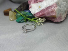Load image into Gallery viewer, Bryllie Engagement Ring