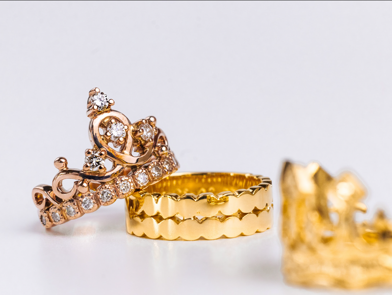 The Allure of Gold Color: How a Same Karat Jewelry Differs in Hue