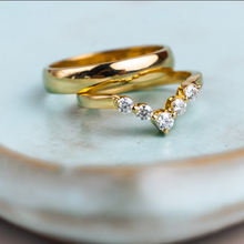Load image into Gallery viewer, Eliyana Wedding Ring