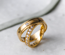 Load image into Gallery viewer, Lorraine Wedding Ring