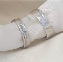 Load image into Gallery viewer, Calvi Wedding Ring