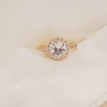 Load image into Gallery viewer, Bernice Halo Engagement Ring