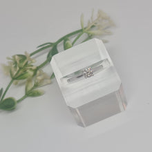 Load image into Gallery viewer, Aves Solitaire Engagement Ring