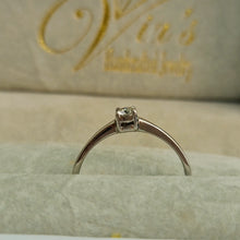 Load image into Gallery viewer, Benj Solitaire Engagement Ring