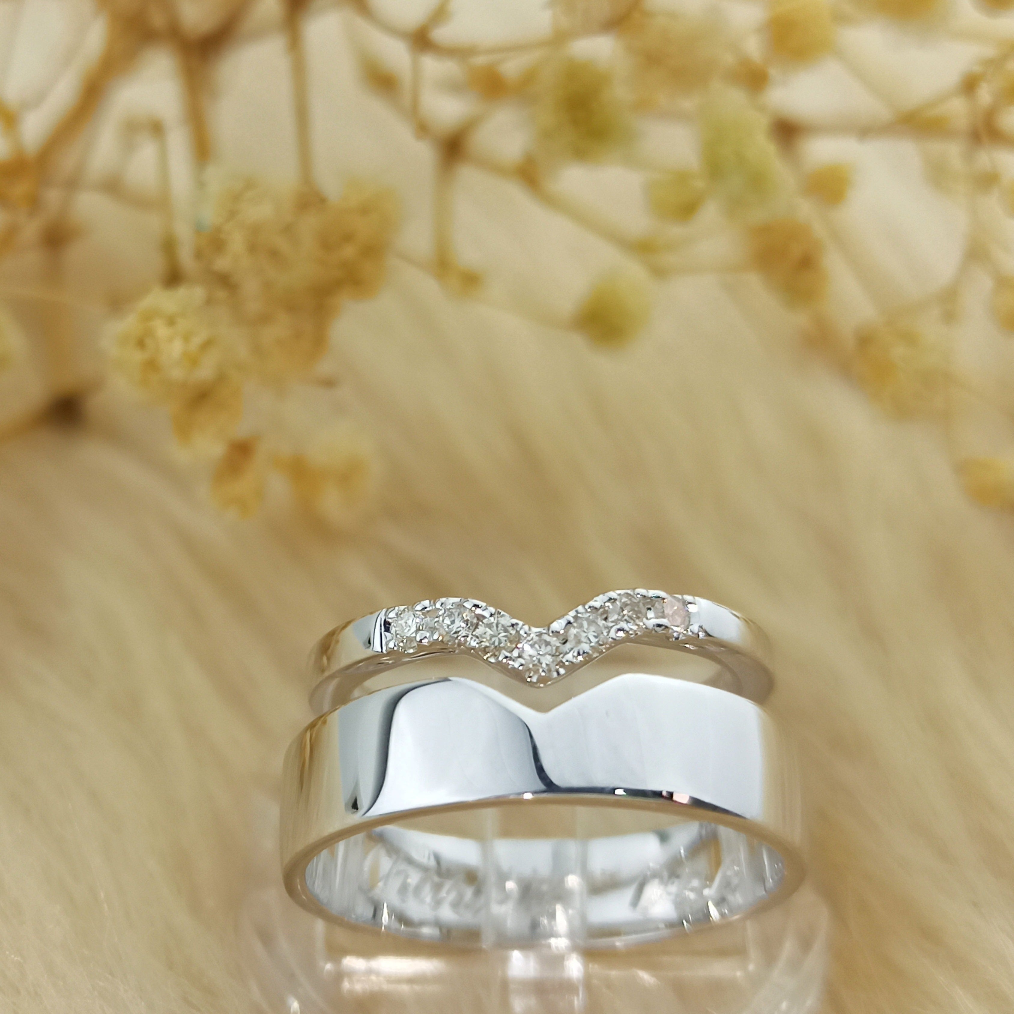 Elijah Design White Gold Wedding Ring