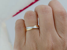 Load image into Gallery viewer, Hosea Wedding Ring