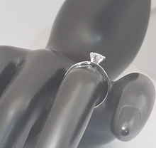Load image into Gallery viewer, Eros Engagement Ring