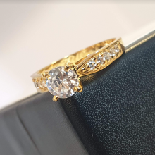 Load image into Gallery viewer, Dhea Engagement Ring