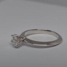 Load image into Gallery viewer, Vanny Solitaire Engagement Ring